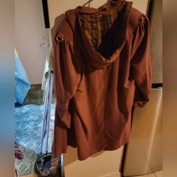 Beautiful Vintage Cape Like Coat - Picture 2 of 8